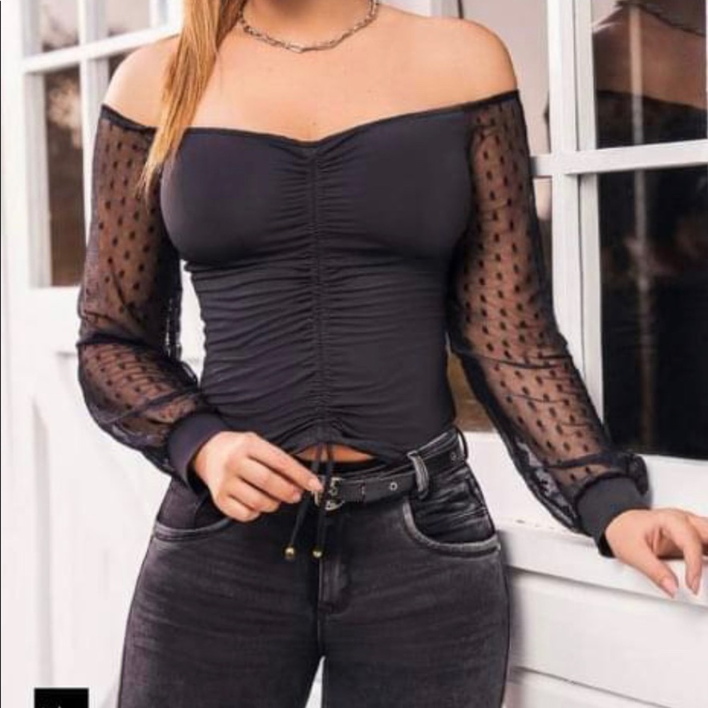 nice blouse 💯 colombian